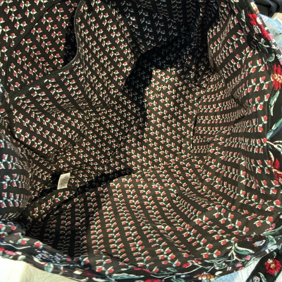 🌹🌹🌹 Vera Bradley Grand Tote Perennial Noir Large Floral Tote - Picture 7 of 7